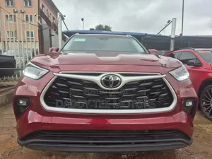 Toyota Highlander Platinum 2022 Burgundy