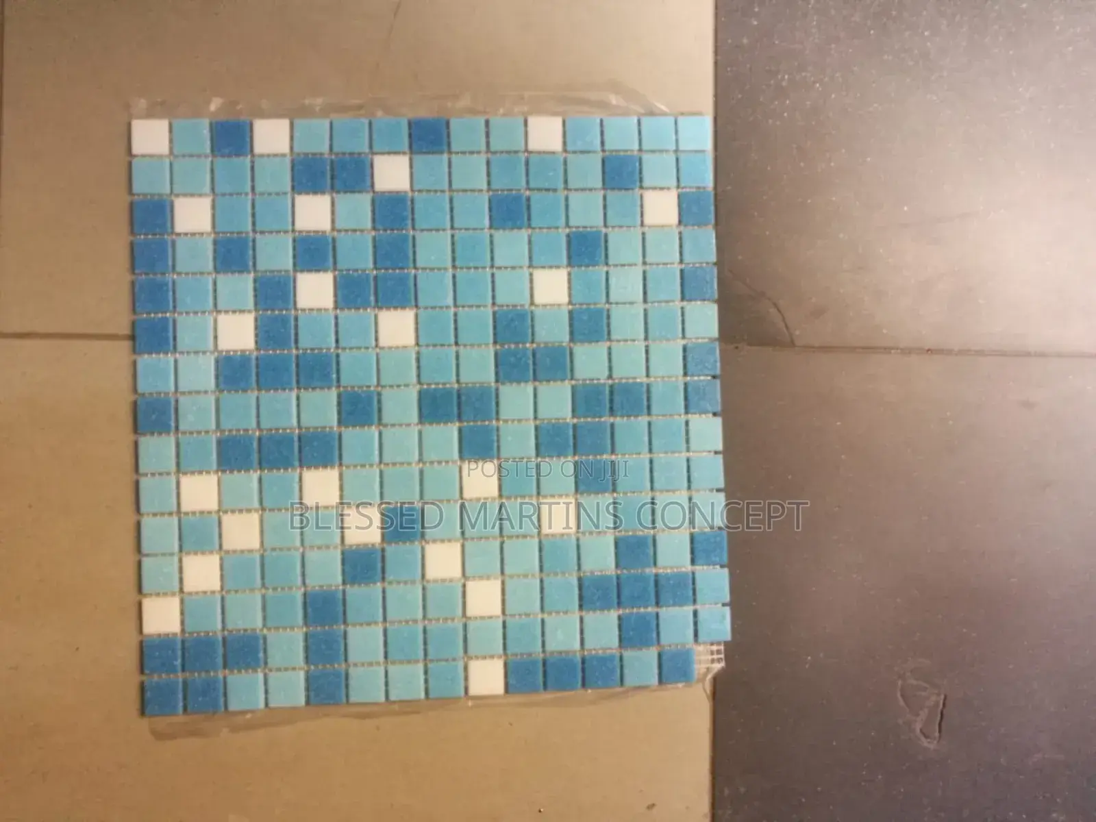 Vetrify Mosaic, for Swimming Pool and Outside Wall