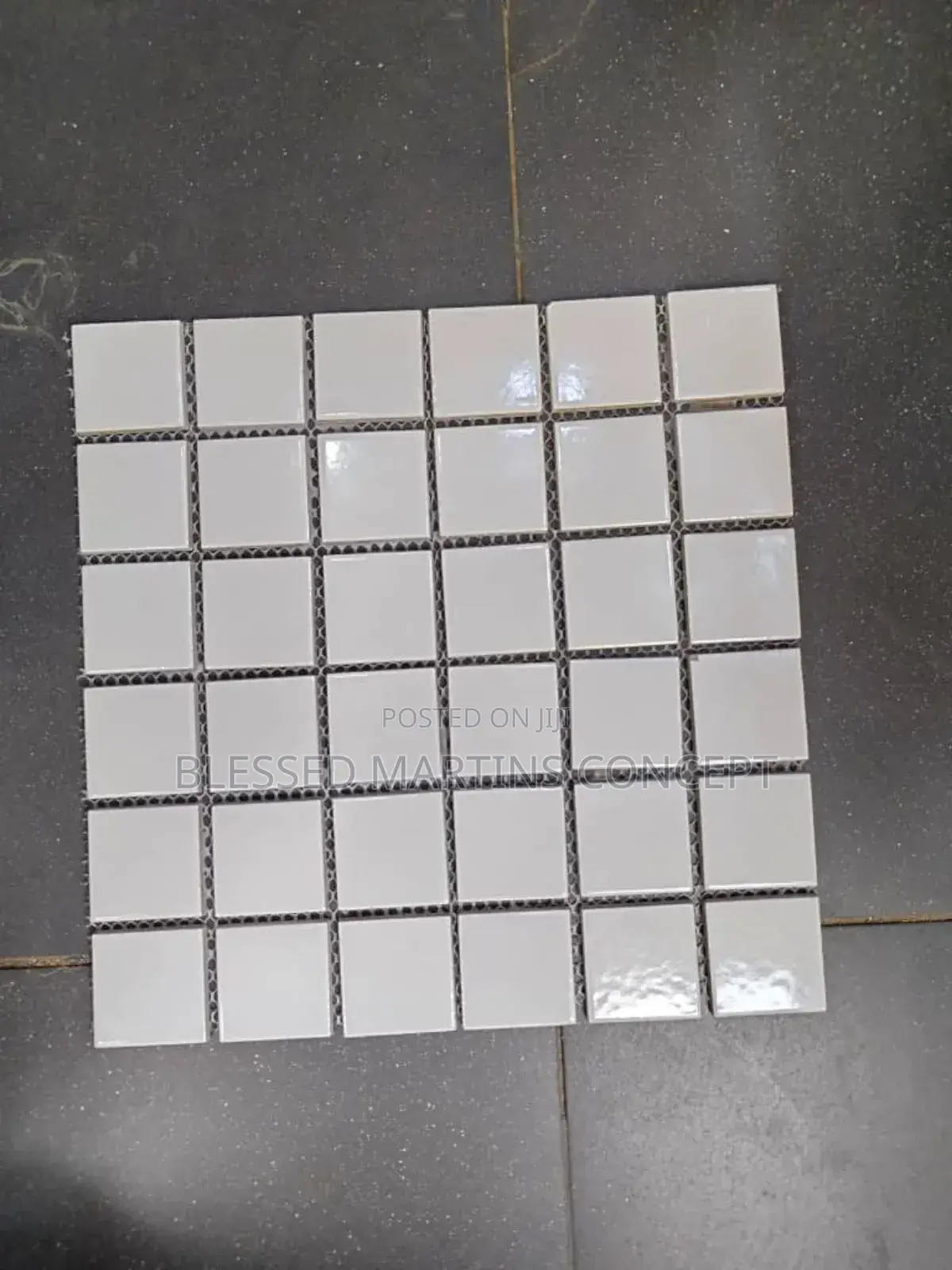 Vetrify Mosaic, for Swimming Pool and Outside Wall