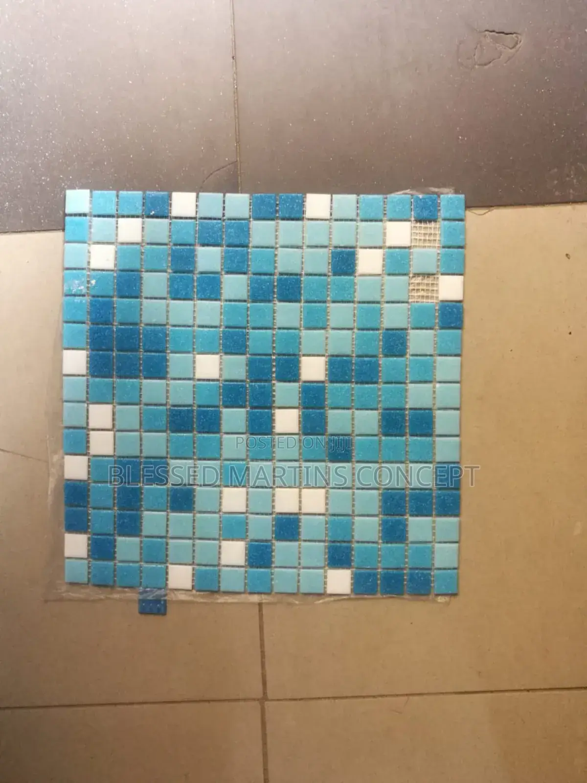 Vetrify Mosaic, for Swimming Pool and Outside Wall