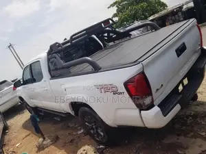 Toyota Tacoma Limited Double Cab 6' Bed V6 AT 2023 White