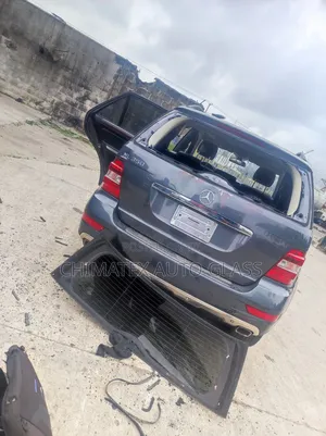 Ml350 2010 Back Bute Available We Deliver & Fix