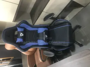 Deltachairs Gaming Chair