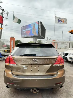 Toyota Venza V6 2009 Gold