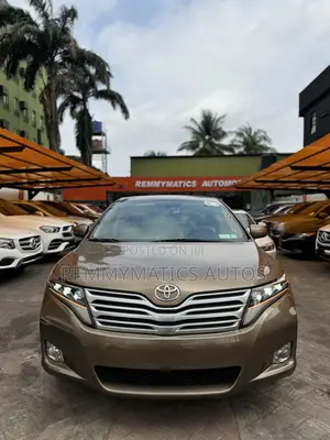 Toyota Venza V6 2009 Gold