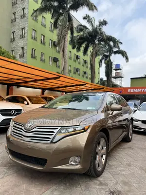 Toyota Venza V6 2009 Gold