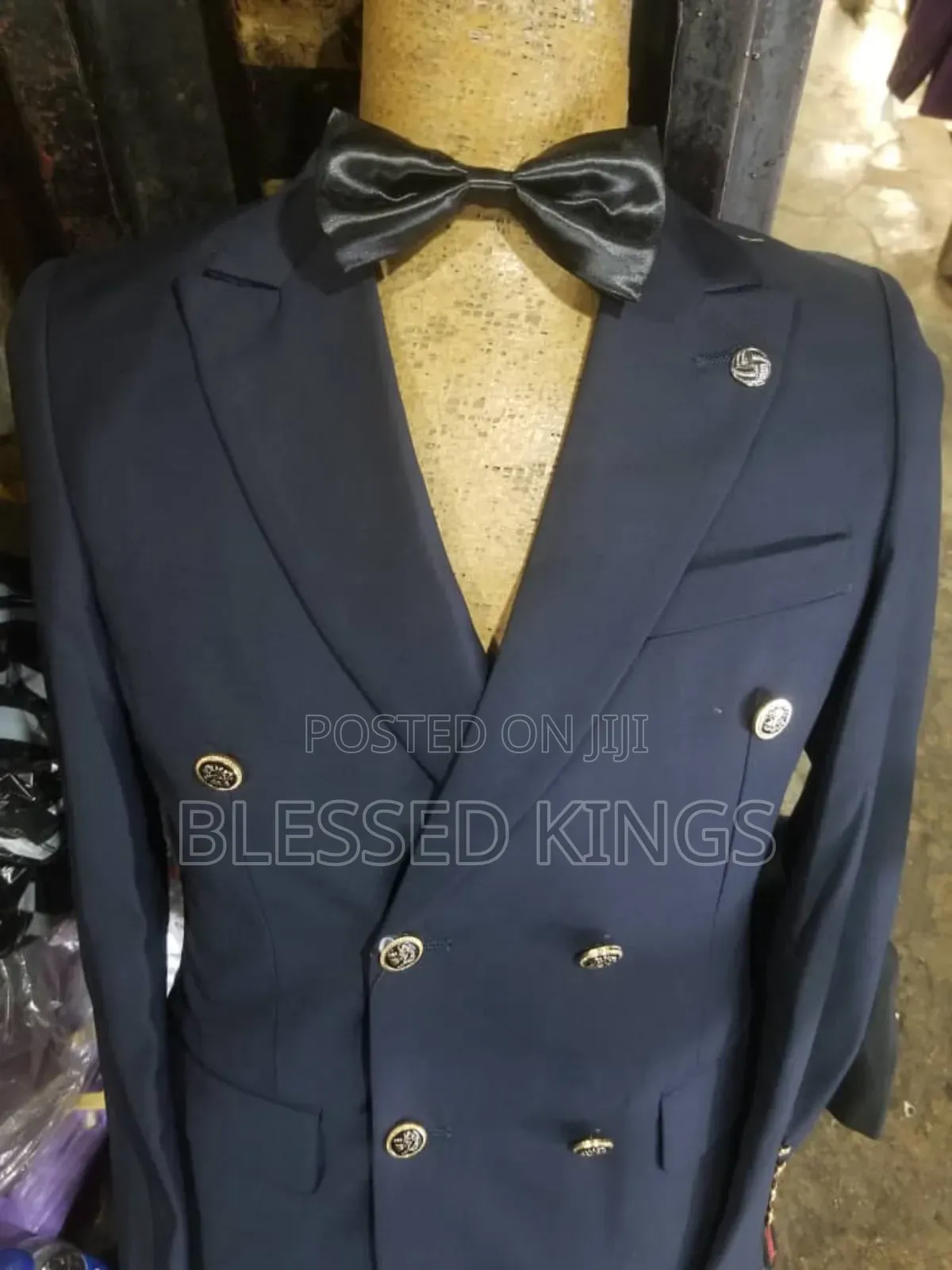 Double Breasted Navyblue Suit