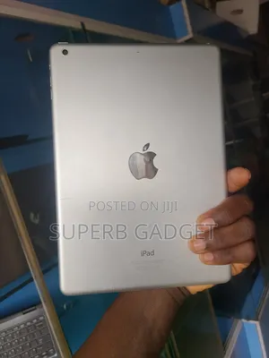 Apple iPad Air 16 GB White