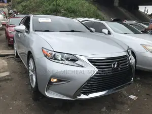 Lexus ES 2017 Silver