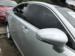 Lexus ES 2017 Silver