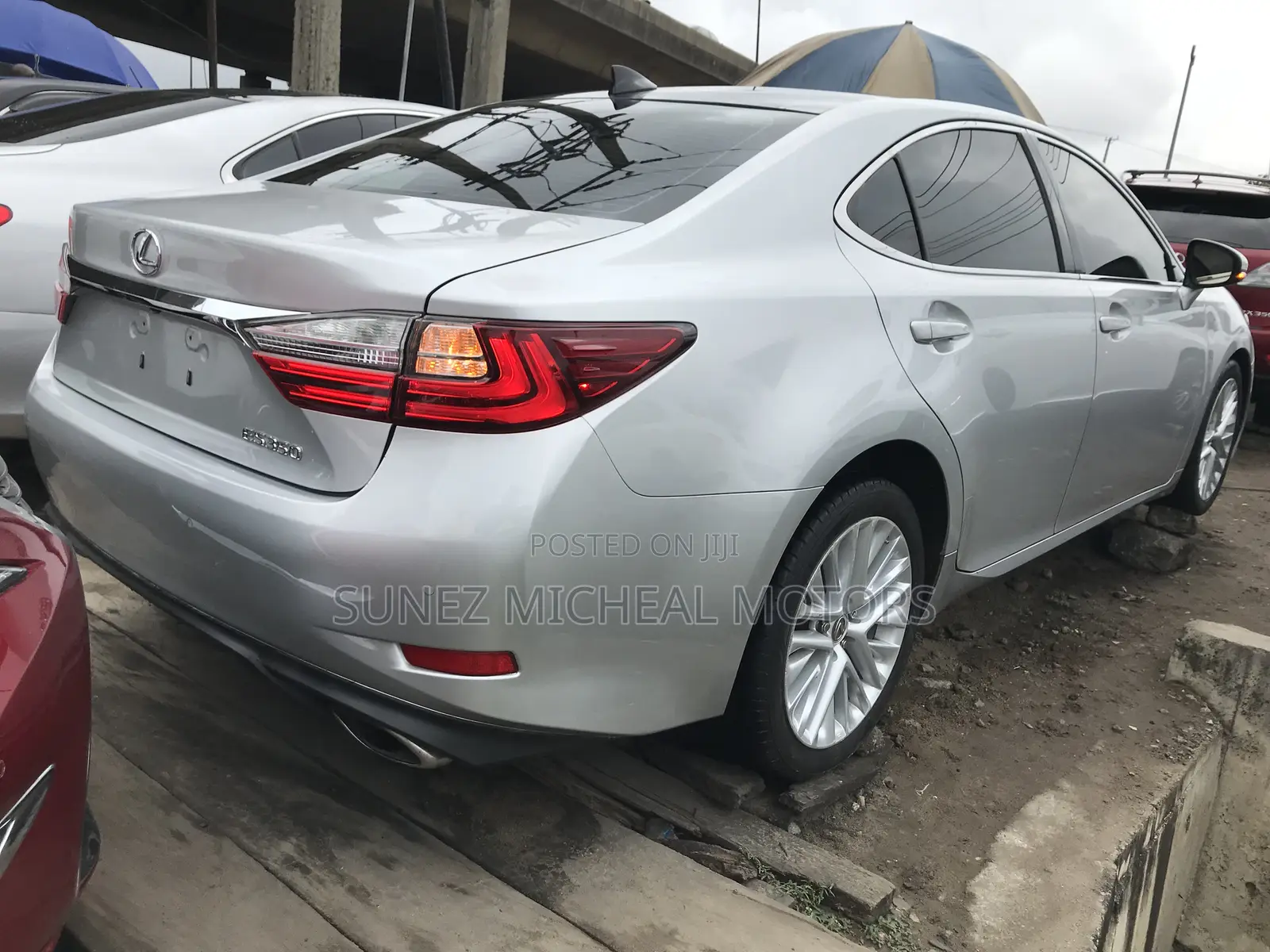 Lexus ES 2017 Silver
