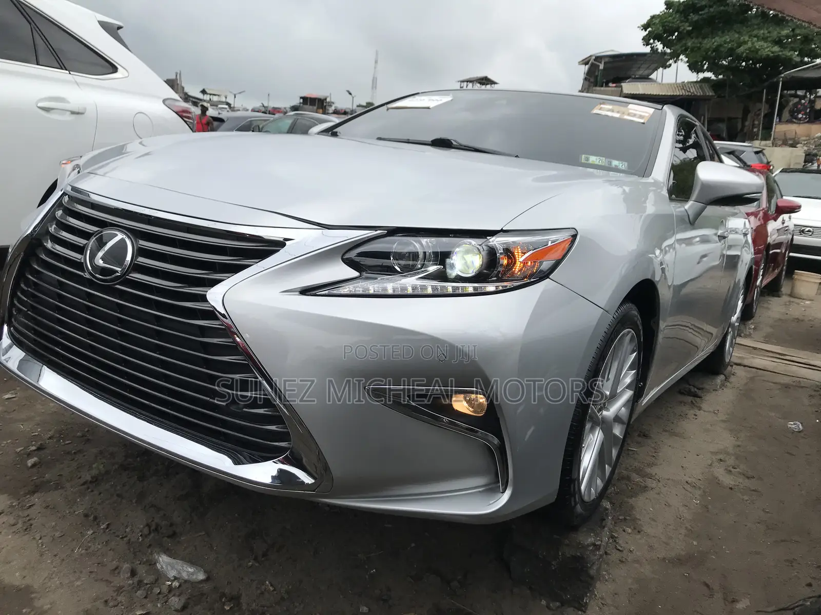 Lexus ES 2017 Silver