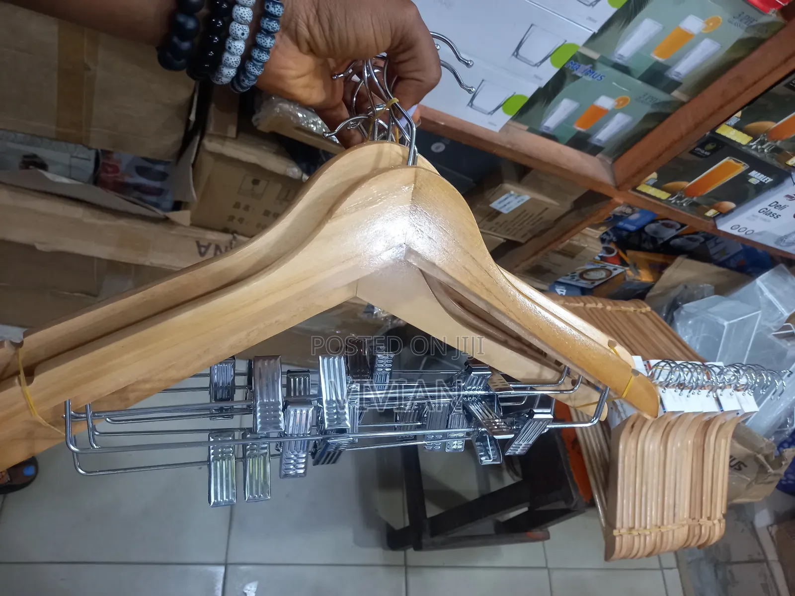 10pcs Wooden Hanger With Clips