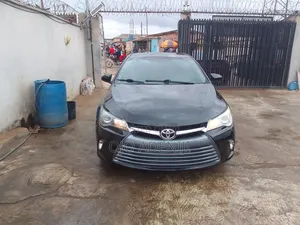 Toyota Camry 2016 Black
