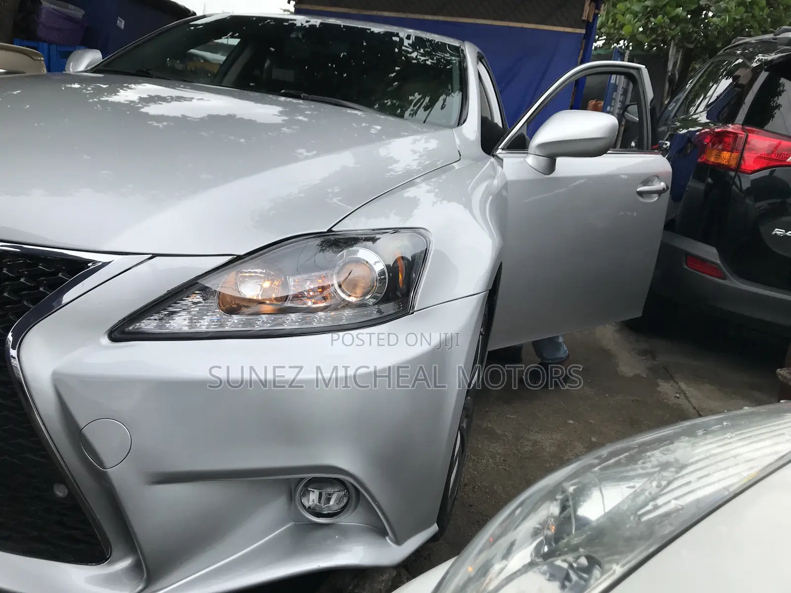 Lexus IS 2012 Silver