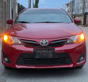 Photo - Toyota Camry 2014 Red