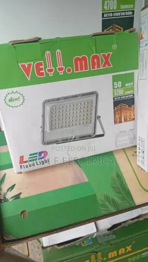 50watt Flood Light Warm White Yellow Color