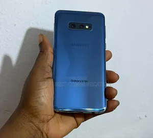 Samsung Galaxy S10e 128 GB Blue