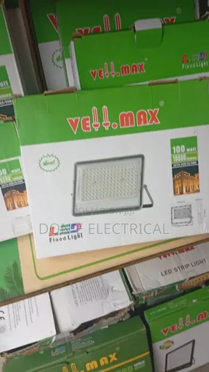 100watt Flood Light Warm White Yellow Color