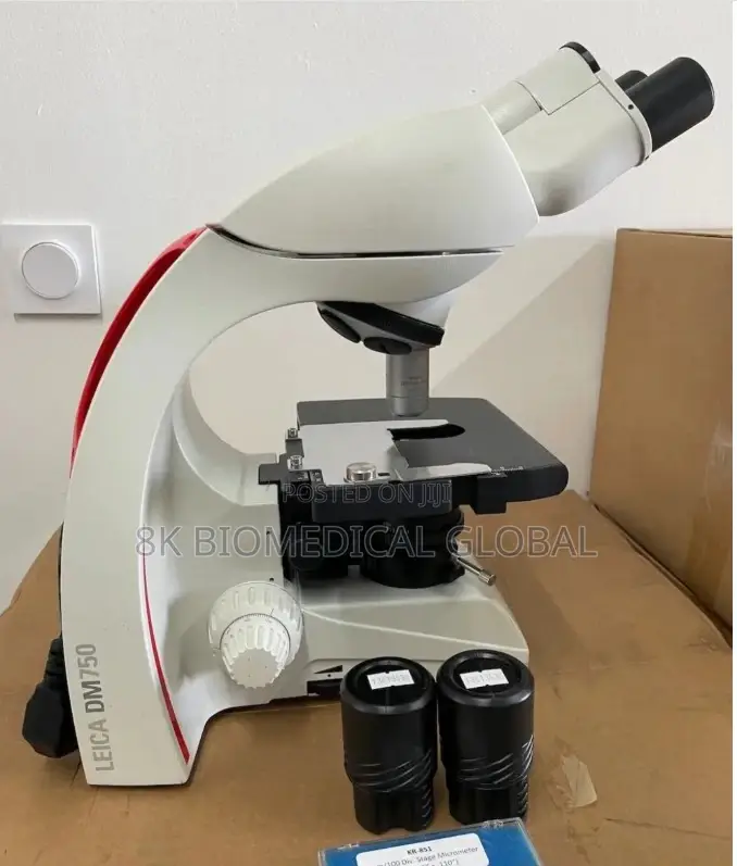 Leica Dm750 Binocular Biological Microscope