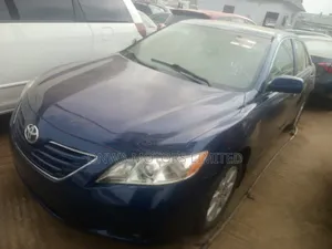 Toyota Camry XLE V6 4dr Sedan (3.5L 6cyl 6AM) 2009 Blue