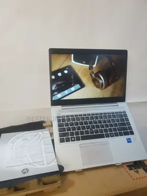New Laptop HP EliteBook 8560W 8GB Intel Core i5 SSD 1T