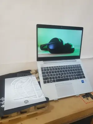 New Laptop HP EliteBook 8560W 12GB Intel Core i5 SSD 1T