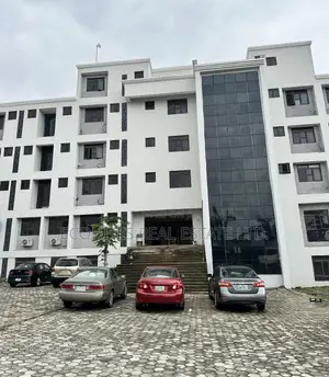 Hotel or Apartment/Plaza/Offices