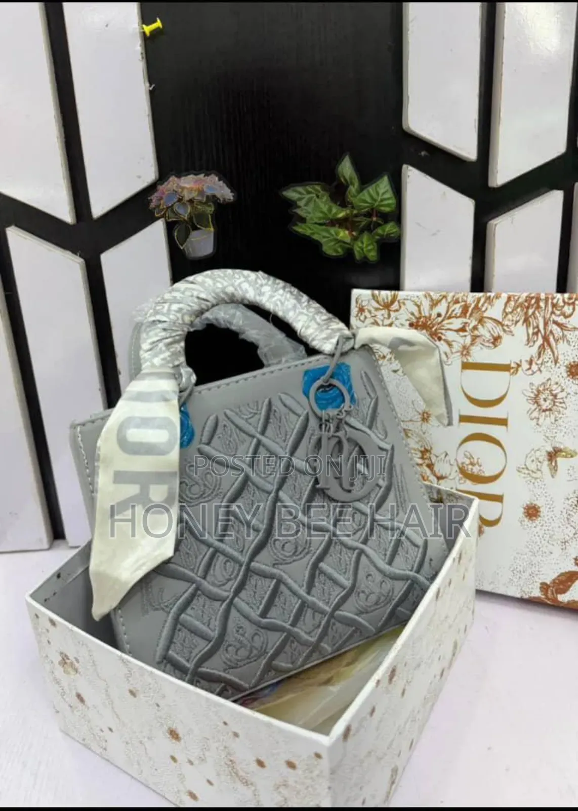 Nice Quality Dior Bag Is Available Now in Store