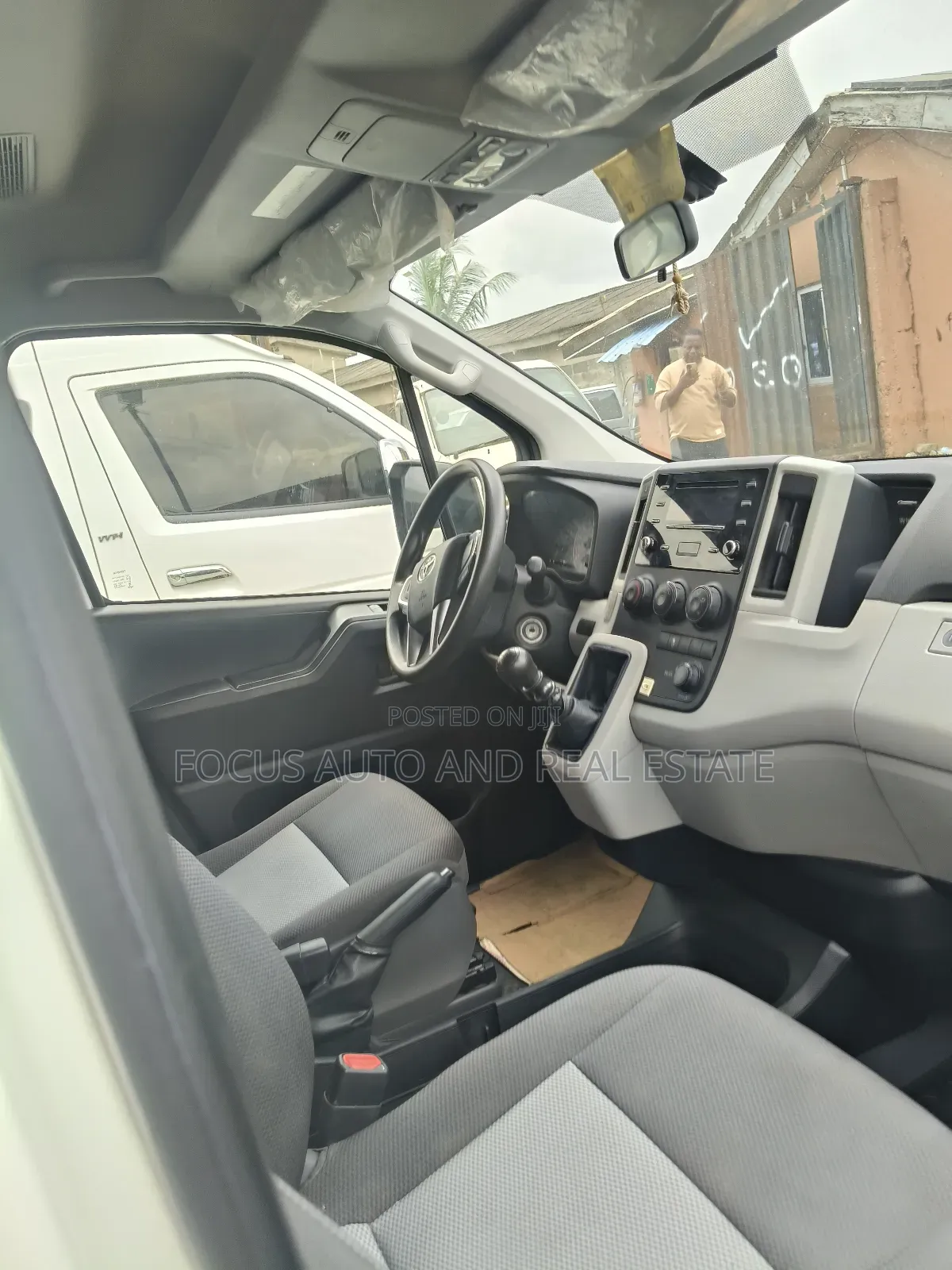 Toyota HiAce 2020 White