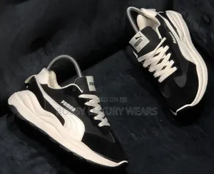 Photo - High Quality Puma Sneakers