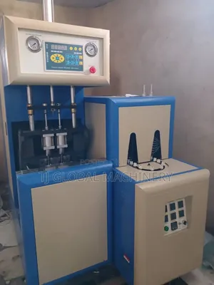 Pet Blower Machine