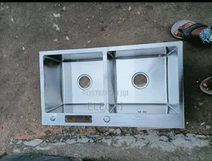 82/45 Kitchen Sink
