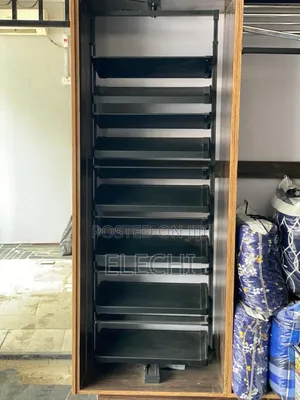 Inbuilt Shoe 👟 Rack