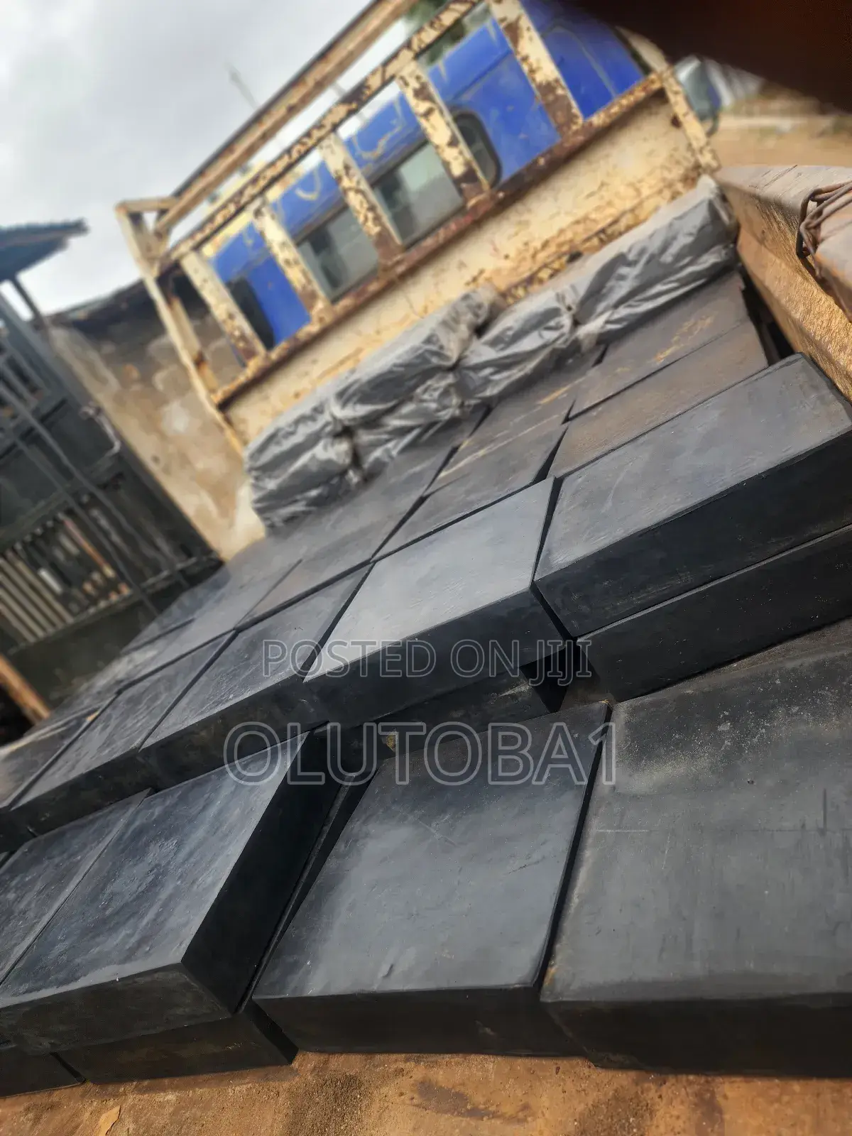 Elastomeric Laminated Bridge Bearing Pad and Expansion Joint