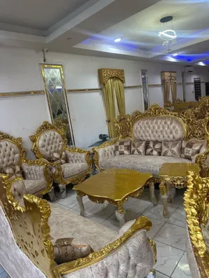 Royal Sofa by Eight Seaters
