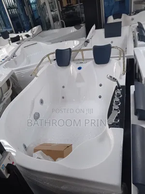Twyford England Luxury Jacuzzi