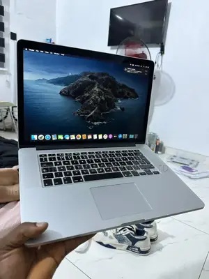Laptop Apple MacBook Pro 2015 16GB Intel Core i7 SSD 1T