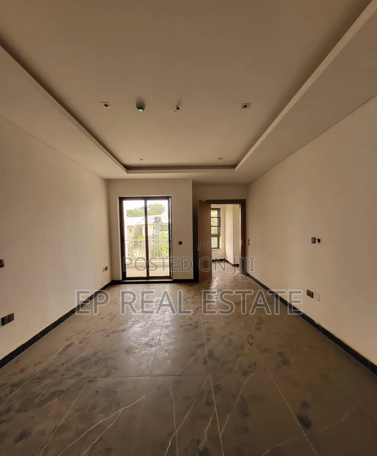 4bdrm Townhouse/Terrace in Wuse2 for Sale