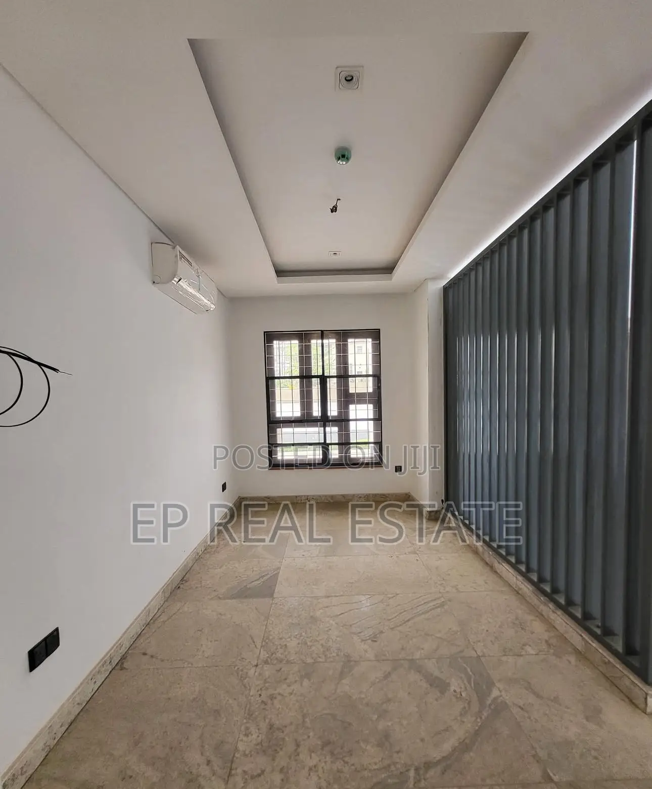 4bdrm Townhouse/Terrace in Wuse2 for Sale