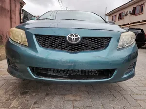 Toyota Corolla LE 4dr Sedan (1.8L 4cyl 4A) 2010 Green