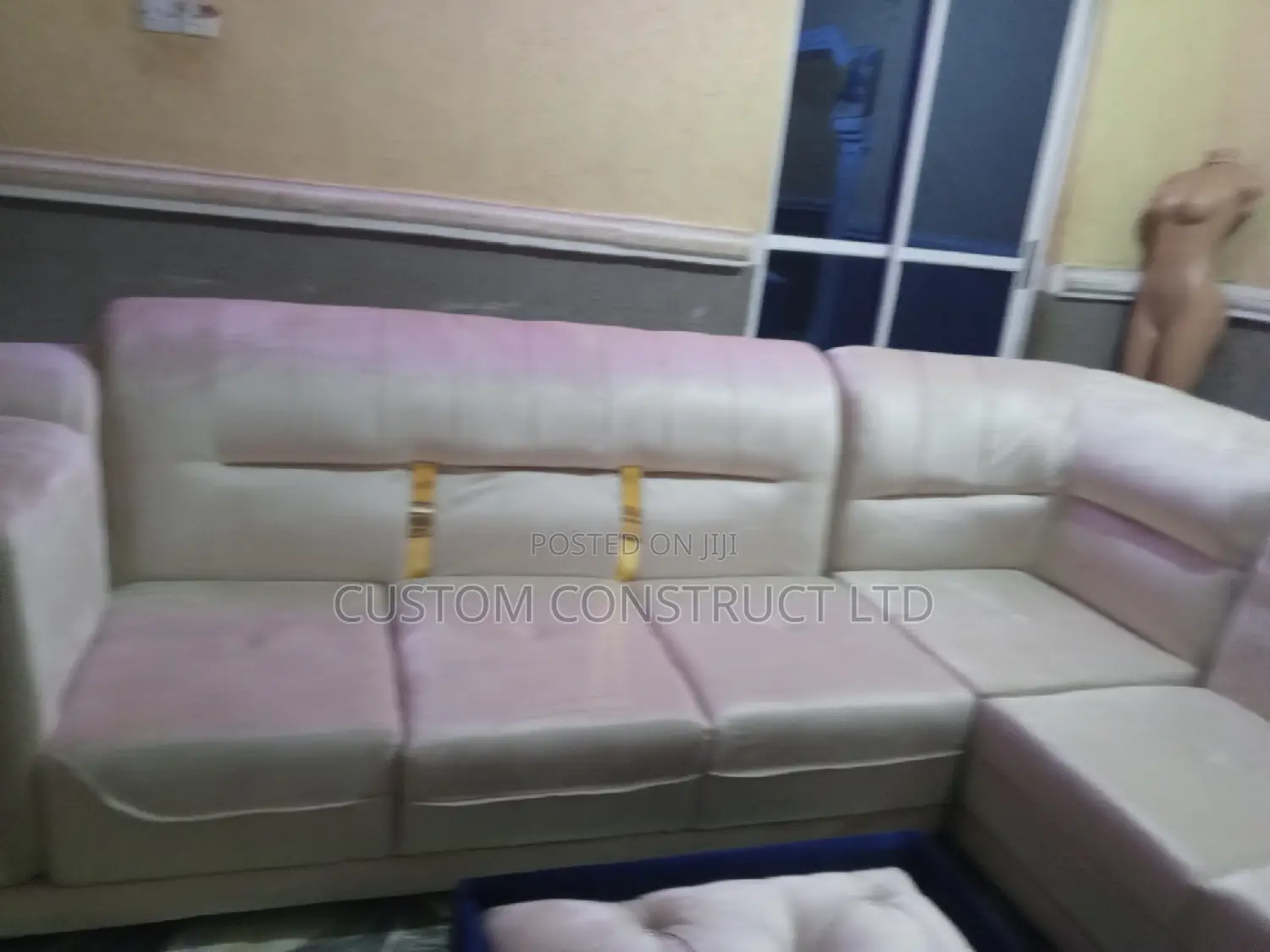 Modern L-Shaped Sofa – Luxury Corner Sofa Set