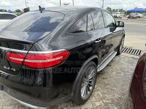 Mercedes-Benz GLE-Class 2017 Black