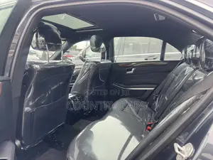 Mercedes-Benz E350 Base 4Matic Sedan AWD (3.5L 6cyl 7A) 2014 Gray