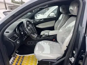 Mercedes-Benz GLE-Class 2016 Gray