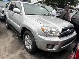 Toyota 4-Runner Limited 2008 Silver