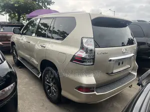 Lexus GX 460 Base 2017 Gold