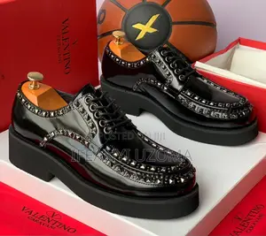 Exclusive Luxury Black Shoe
