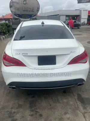 Mercedes-Benz CLA-Class CLA 250 4MATIC Sedan 2015 White