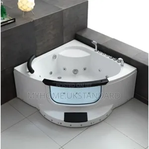 Acylic Freestanding Jacuzzi With Light and Massage